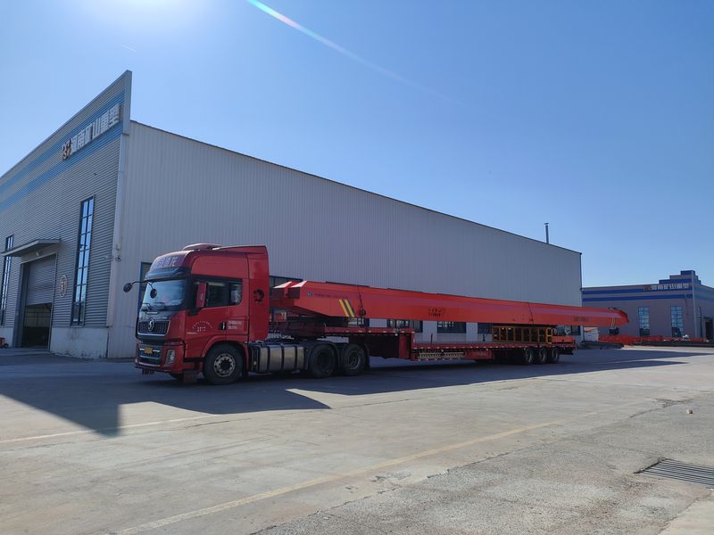 電動單梁起重機  2臺 LD3t—26.85m 制作完成，發(fā)往江蘇交付客戶使用