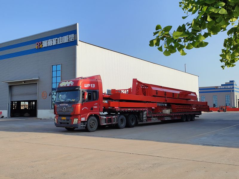 電動葫蘆門式起重機 2臺 MHxh10t—25m 外懸5/5m MHxh5t—23m 外懸4.5/4.5m 制作完成，發(fā)往青海交付客戶使用